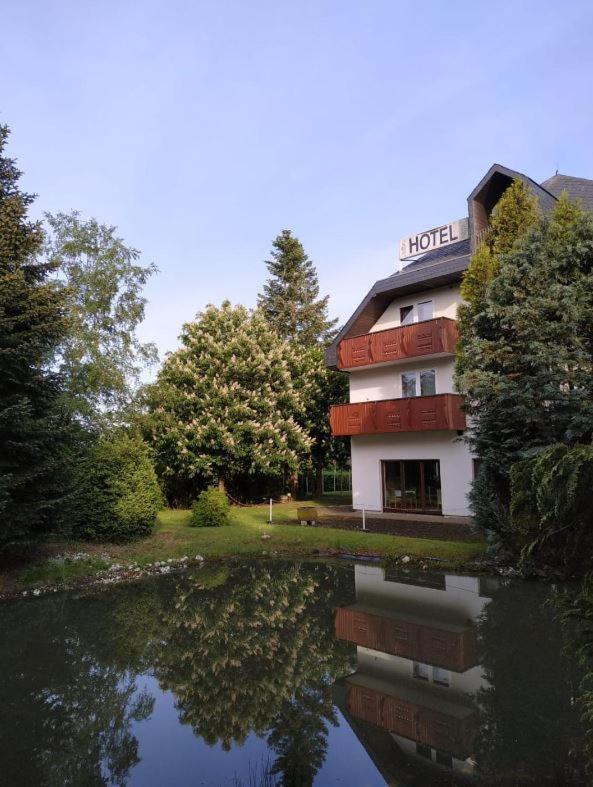 Zenner'S Landhotel Newel Exteriér fotografie